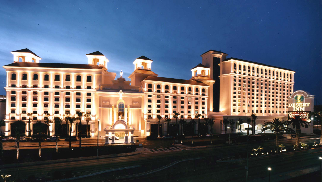 Hotelul Desert INN